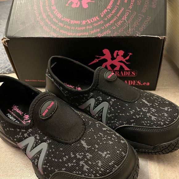 Moxie Trades Women’s Composite Black Loafer Work Boots 7.5 D - Picture 1 of 8